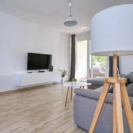 Marina Apartment