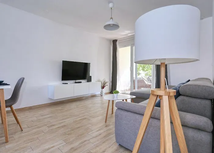 Marina Apartment