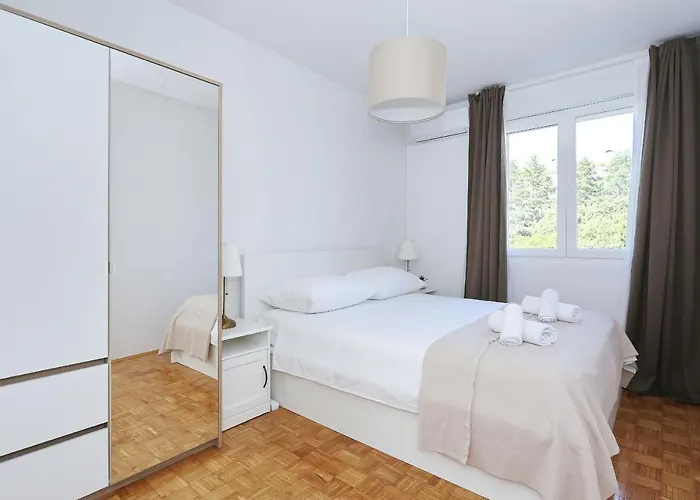 Marina Apartment