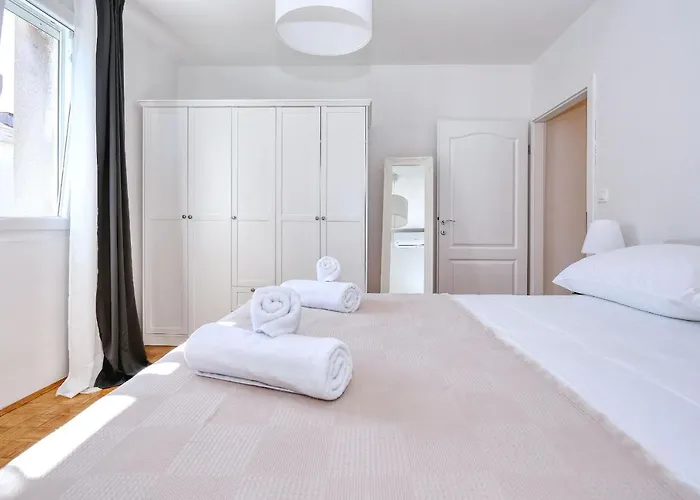 Marina Apartment